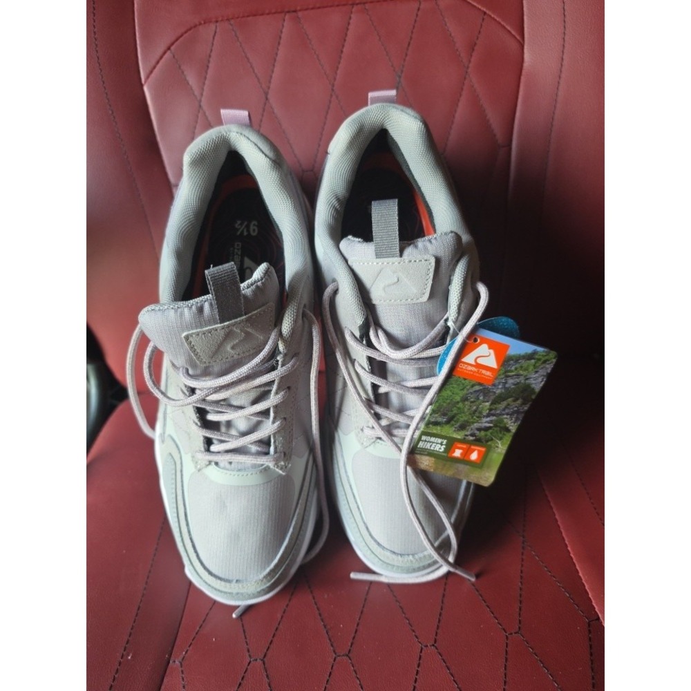 Ozark Trail Women's Leather Waterproof Hiking Shoes Size 9.5 Sneakers Gray